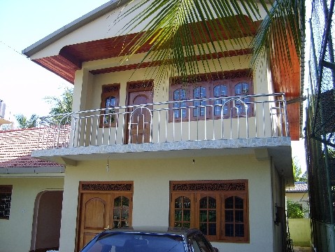 Katubedda House for sale/rent